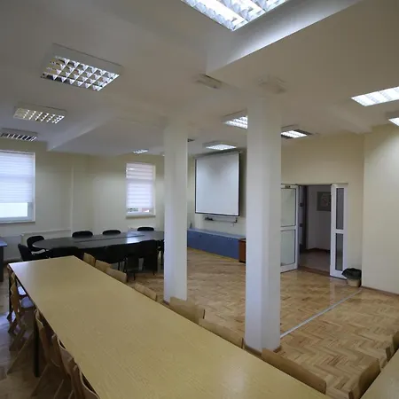 אכסניה Teresianum אלכסינץ